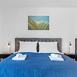 Finest Design Stuttgart Airport Messe Stadtbahn U7 Apartamento *