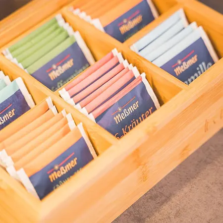 Finest Design Stuttgart Airport Messe Stadtbahn U7 Appartement *