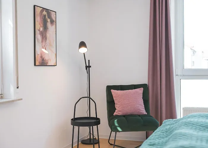 Finest Design Stuttgart Airport Messe Stadtbahn U7