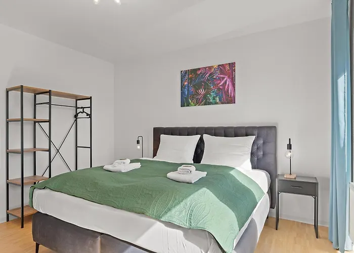 Finest Design Stuttgart Airport Messe Stadtbahn U7 Апартаменты